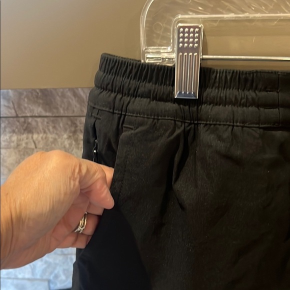 Eddie Bauer Black Skort with drawstring waist size Large - Picture 2 of 12